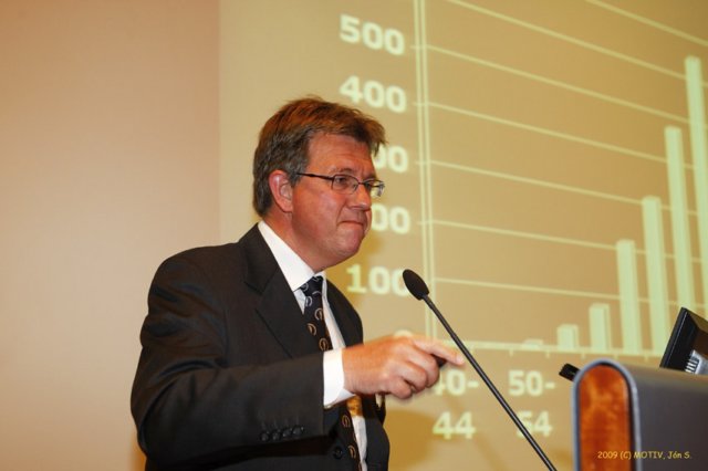 nufrstefna36.jpg